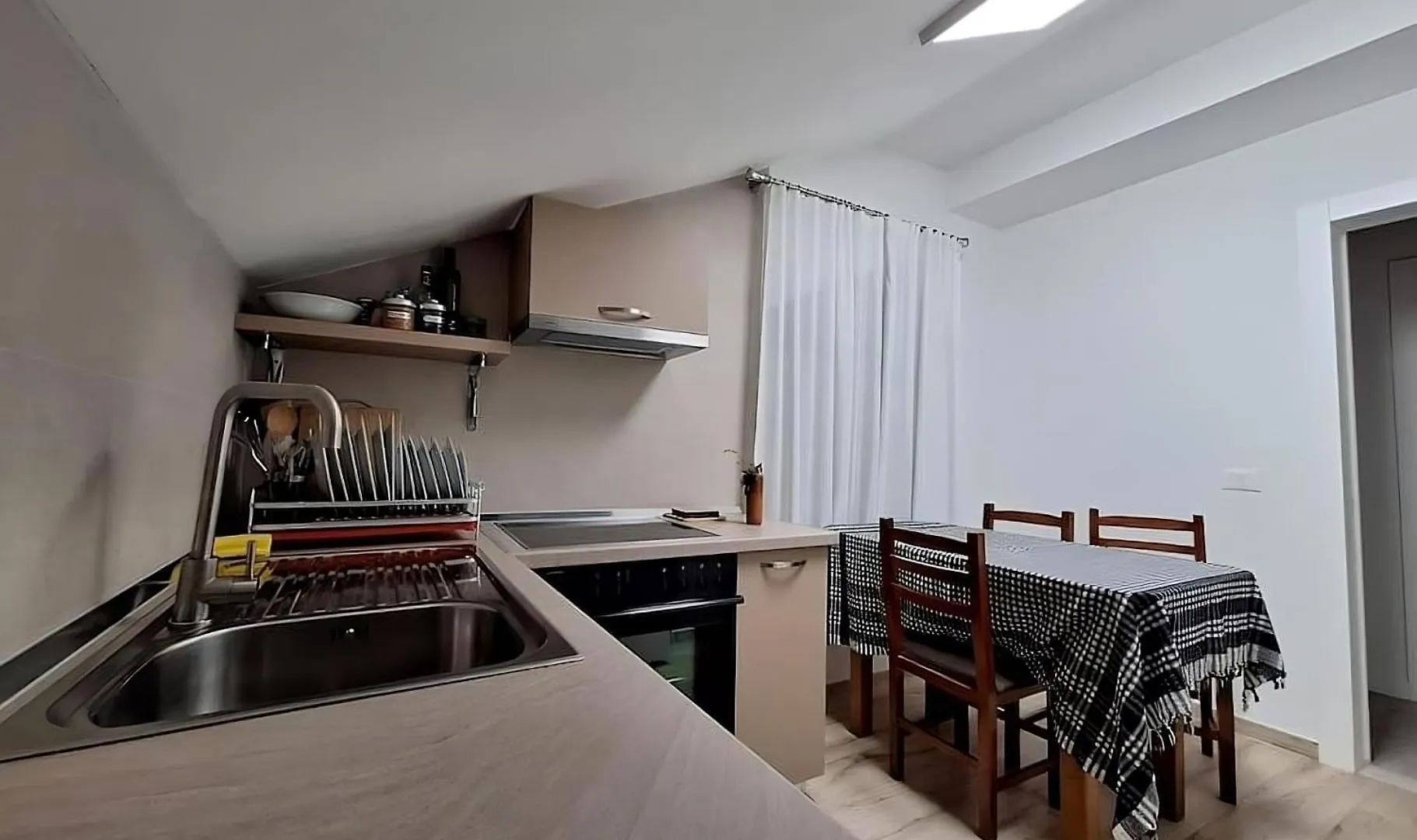 Old Olive Apartment Tirana